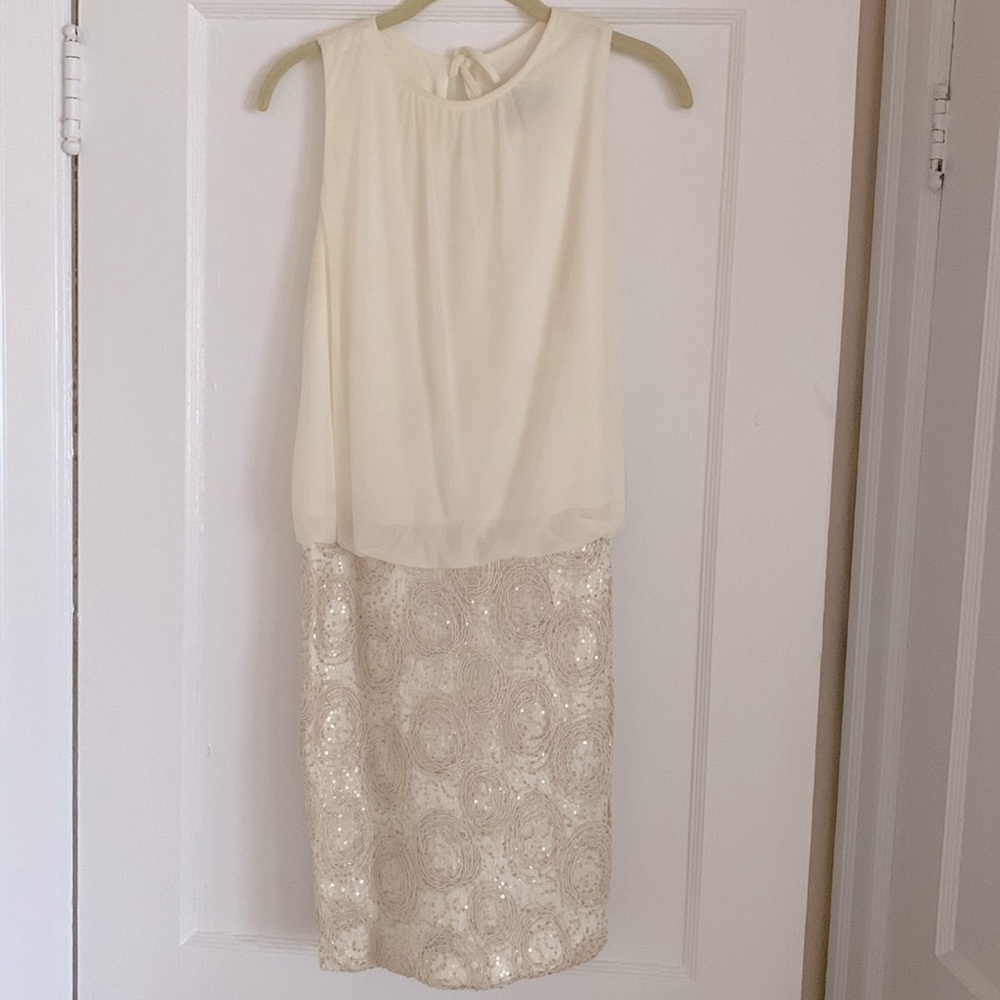 Chic Chiffon Beaded Shift Dress - Size 10
